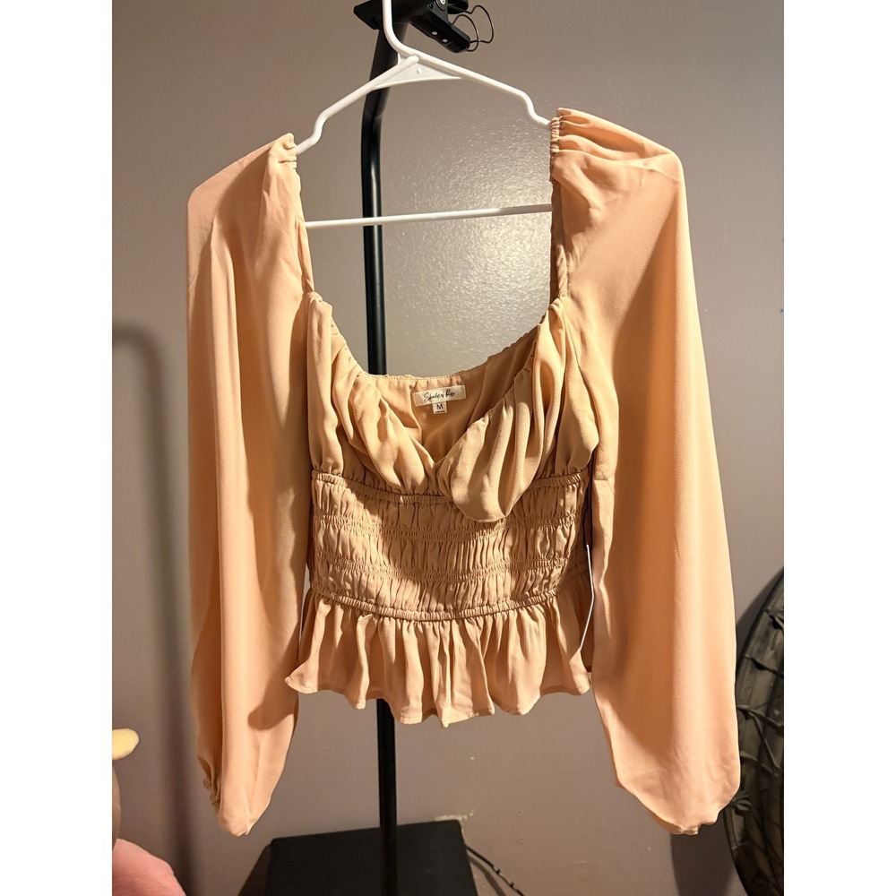 Shades of Rose - Beige Cropped Peasant Blouse Long Sleeve Sz M
